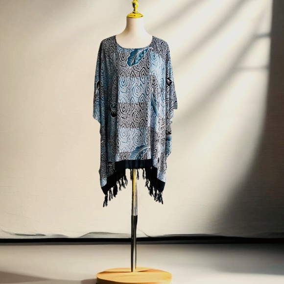 0042/ Black Grey Color Poncho with fringed, Batik Poncho - Picture 1 of 4